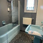 Proche Mer, Cour Privee Et Grand Jardin Clos - 2 A 5 Personnes (adults Only) Réville