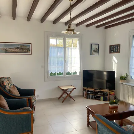 Proche Mer, Cour Privee Et Grand Jardin Clos - 2 A 5 Personnes (adults Only) Prázdninový dům Réville