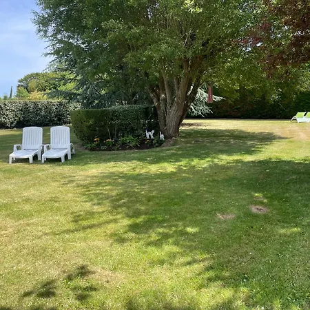 Proche Mer, Cour Privee Et Grand Jardin Clos - 2 A 5 Personnes (adults Only)