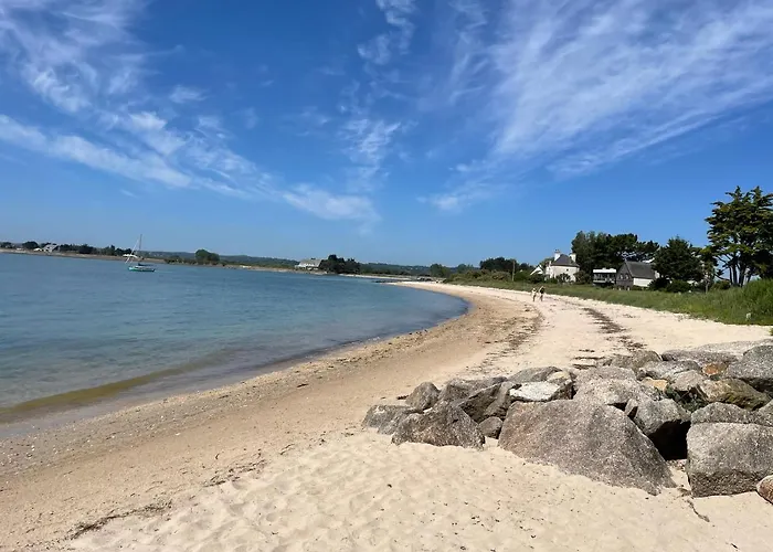 Proche Mer, Cour Privee Et Grand Jardin Clos - 2 A 5 Personnes (adults Only) Réville