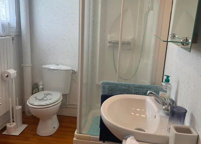 Ferienhaus Proche Mer, Cour Privee Et Grand Jardin Clos - 2 A 5 Personnes (adults Only) *