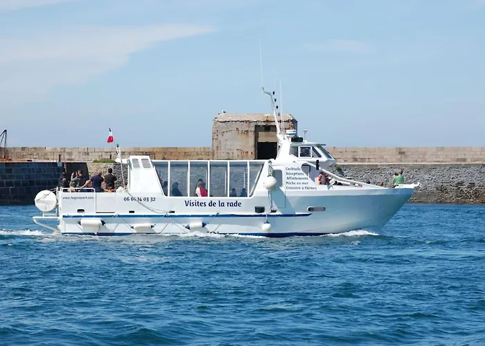 Proche Mer, Cour Privee Et Grand Jardin Clos - 2 A 5 Personnes (adults Only) *