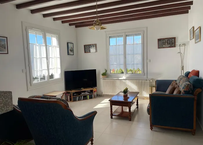 Proche Mer, Cour Privee Et Grand Jardin Clos - 2 A 5 Personnes (adults Only) Ferienhaus